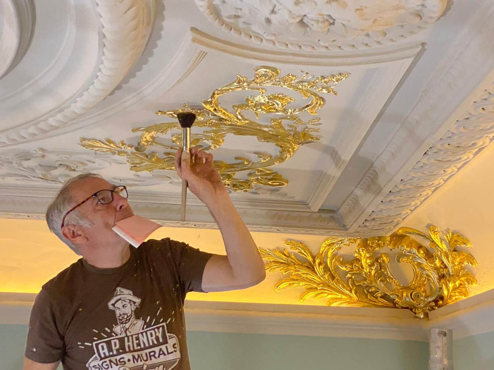 Gold Leaf Gilding in Mayfair - Image 20
