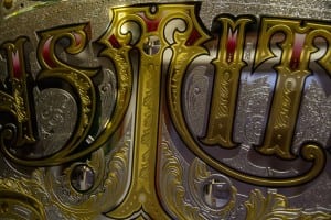 Gold Leaf Gilding on Glass